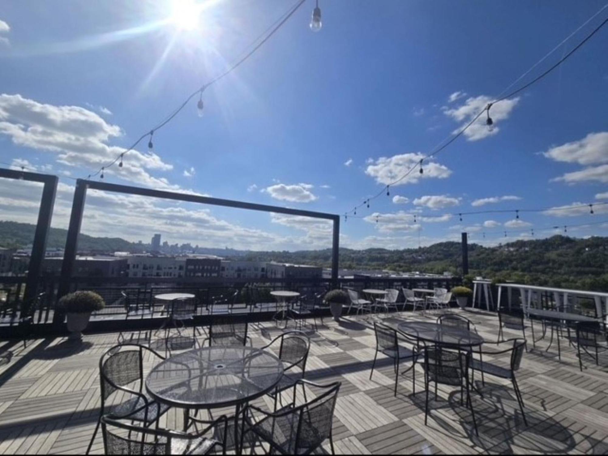 Tryp By Wyndham Pittsburgh/Lawrenceville Exterior photo